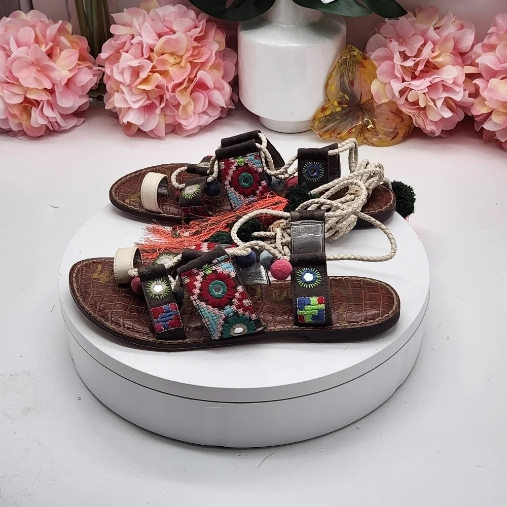Sam Edelman Gretchen Mixed Color Gladiator Tassel Ethnic Sandals Size 7.5 - Picture 1 of 16